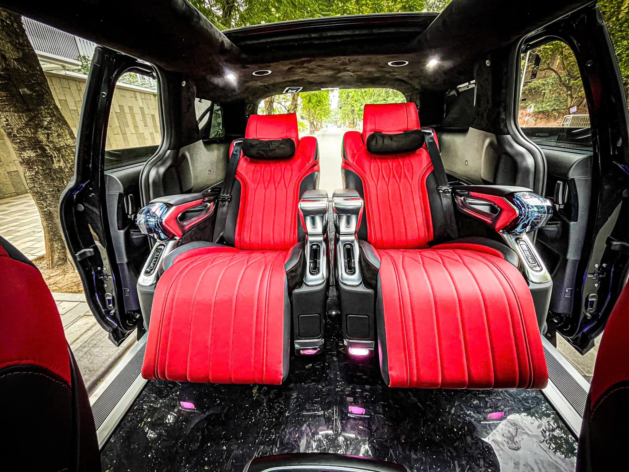 Độ Ghế Limousine Xe Ford