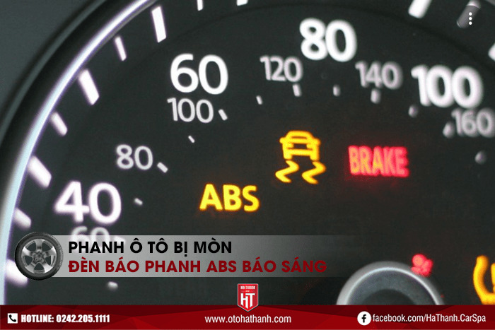Dấu hiệu phanh ô tô bị mòn - đèn báo hệ thống phanh ABS báo sáng
