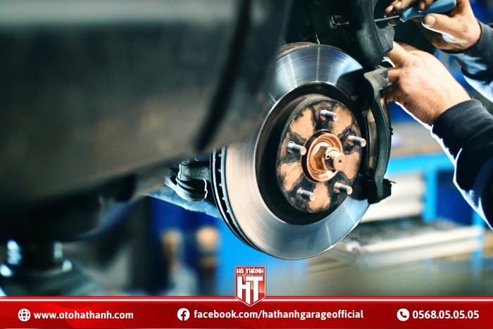 Ô tô bị rung giật do vấn đề từ hệ thống phanh
