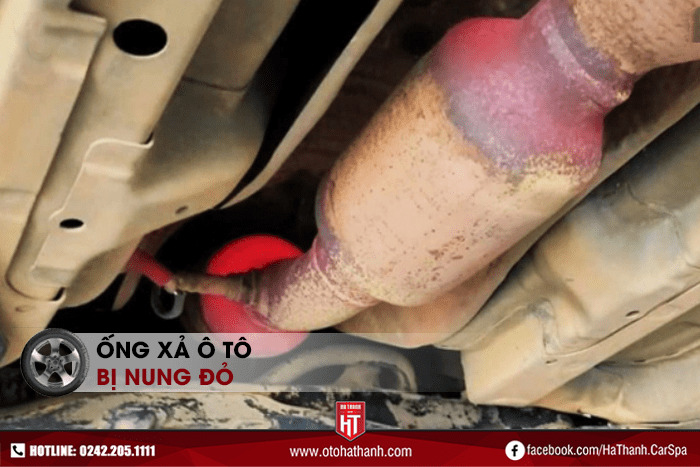 Ống xả của ô tô bị nung đỏ