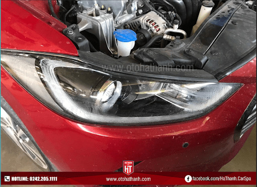 Đèn pha bị hấp hơi do thời tiết và khí hậu