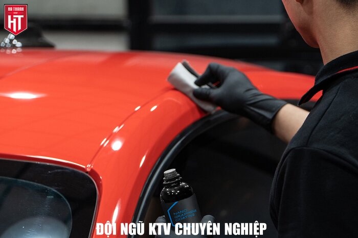 Đội ngũ kỹ thuật viên tại Hà Thành Garage tay nghề cao, nhiều năm kinh nghiệm