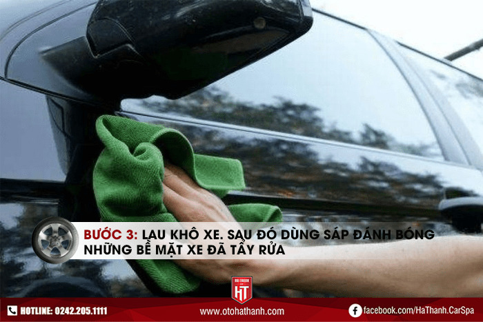 Cách tẩy nhựa cây trên ô tô bằng dung dịch xà phòng và nước nóng - Bước 4
